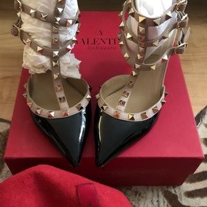 Valentino rockstud kitten heel